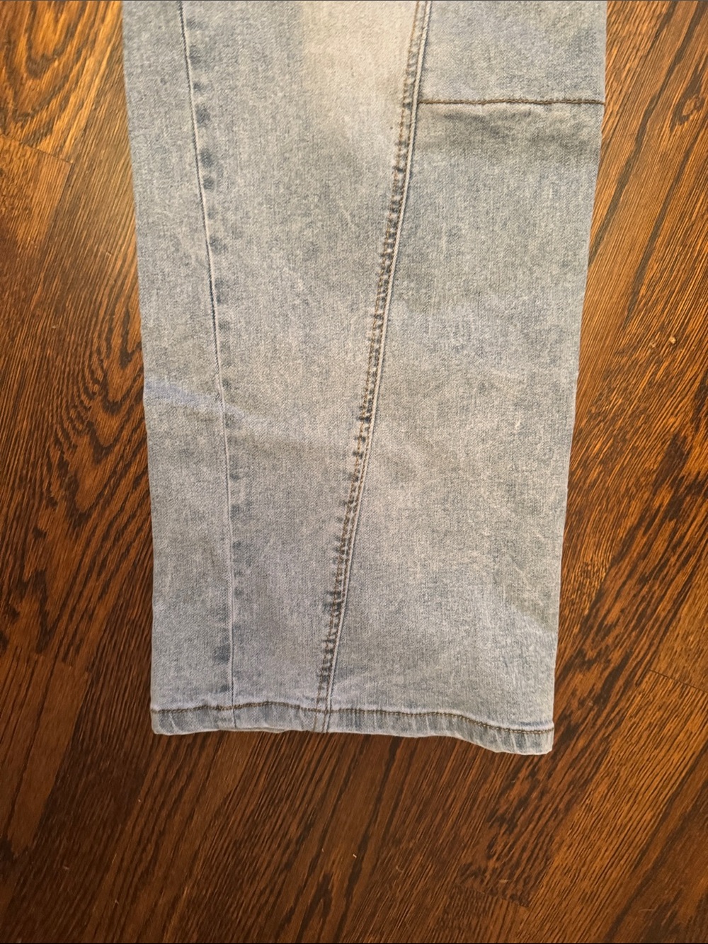 🤪🤪 FOREVER 21 Light Wash Wide Leg Jeans - Picture 4 of 5